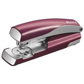 LEITZ Büroheftgerät New NeXXt Style 5562 30 Blatt Metall granatrot